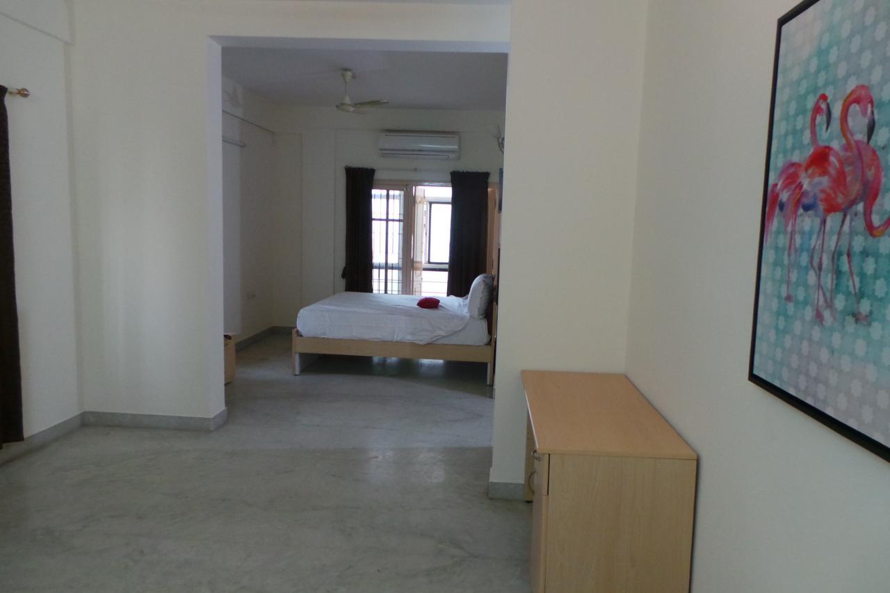White House Hotel Bangalore Esterno foto